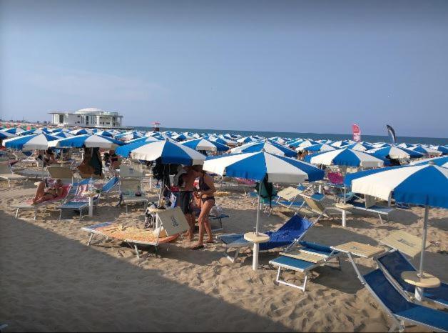 Appartamenti Rotonda Senigallia Exterior photo